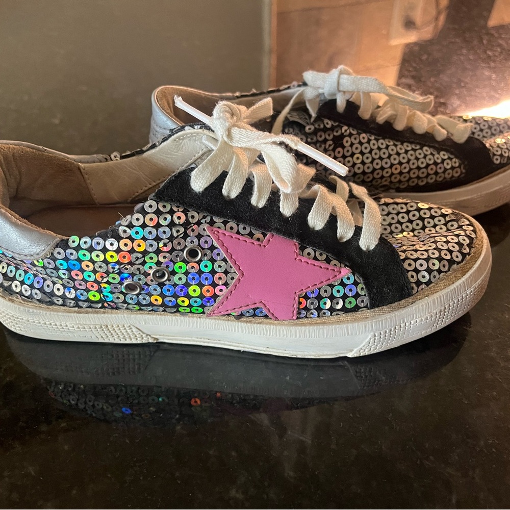 Golden Goose Size 35